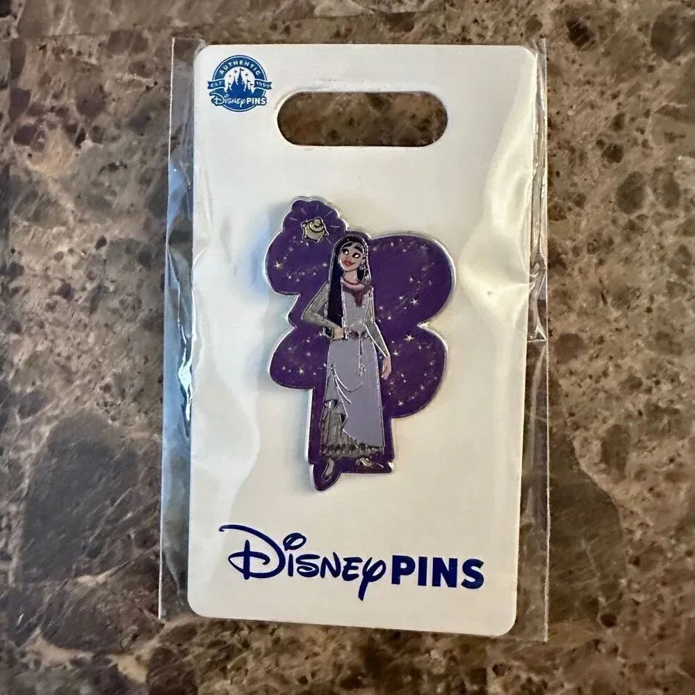 NEW Asha & Star Pin Wish Disney Parks NEW with Card / Sealed